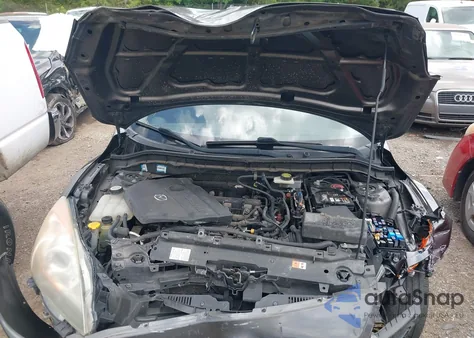 2010 Mazda Mazda3 I Touring z USA, uszkodzony, nr VIN JM1BL1SF0A1106161